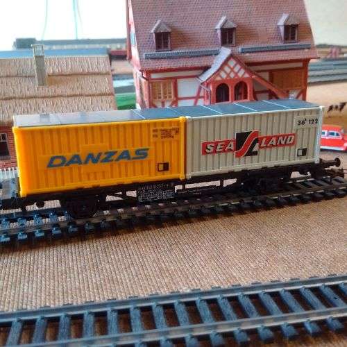 Lima DB Container Wagon - HO Scale