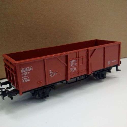 Märklin DB Middle Door Goods Wagon - HO Scale