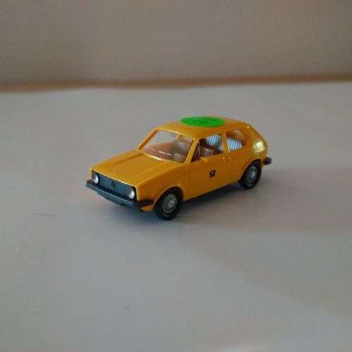 Wiking Volkswagen Golf - Deutsche Post - 1/87 Scale
