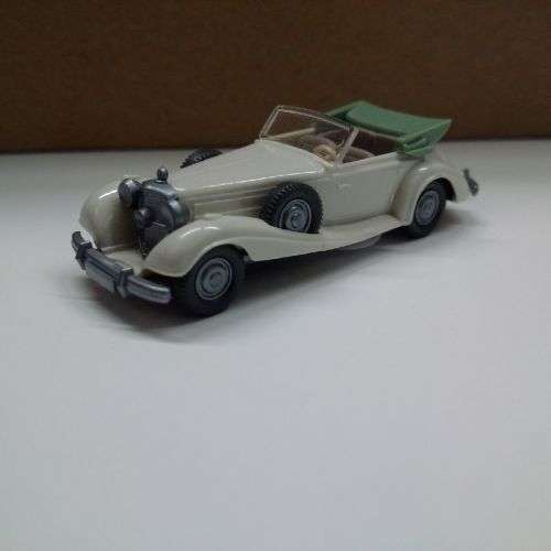 Wiking Mercedes Benz 540K - 1/87 Scale