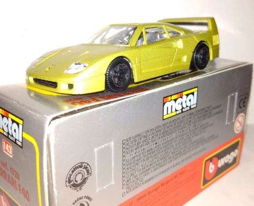 Bburago Ferrari F40 - Gold