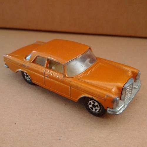 Matchbox Superfast - Mercedes 300SE