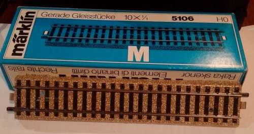 Märklin 10 Straight Rails - M Track - HO Scale