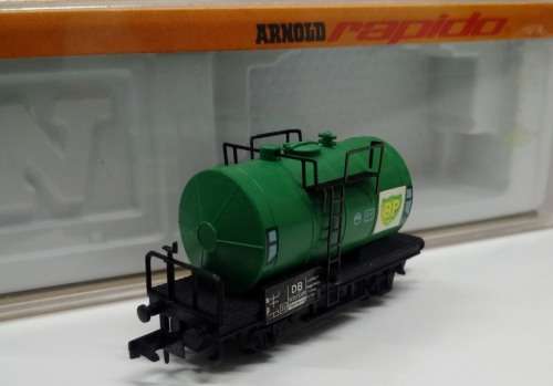 Arnold DB Oil Tanker - BP - N Scale