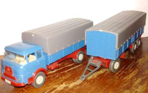 Wiking Krupp Truck & Trailer - 1/87 Scale
