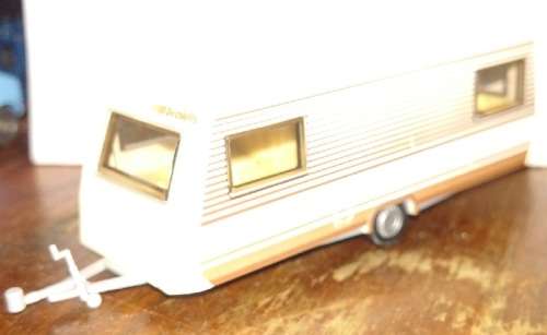 Wiking Dethleffs Caravan - 1/87 Scale