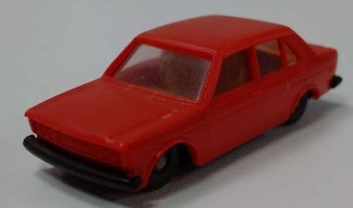Lima FIAT 124 - HO scale