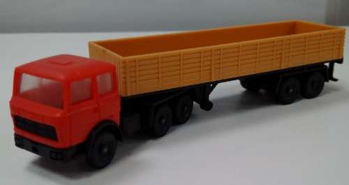 Lima FIAT Flatbed Lorry - HO scale