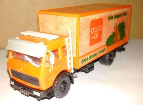 Kibri Mercedes Benz Refrigerator Truck - Cojo- 1/87 scale
