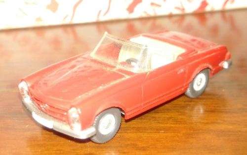 Wiking Mercedes Benz Roadster - 1/87 Scale