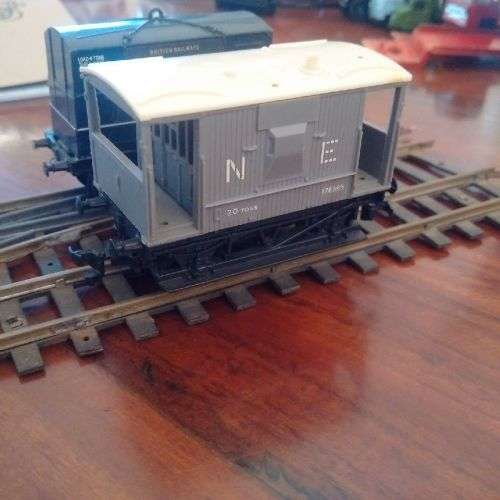 Hornby NE Brake Van - OO Scale
