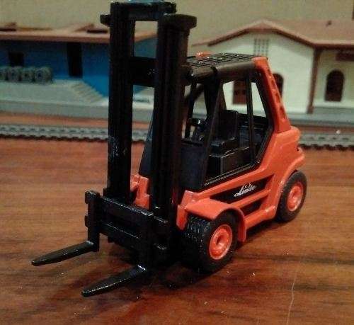 Siku Linde H80 Forklift - 1/50 Scale