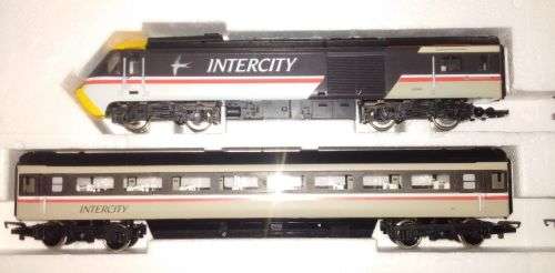 Hornby Inter CityTrain Set with Additiona Locomotive and Coaches - LOOK - OO Scale
