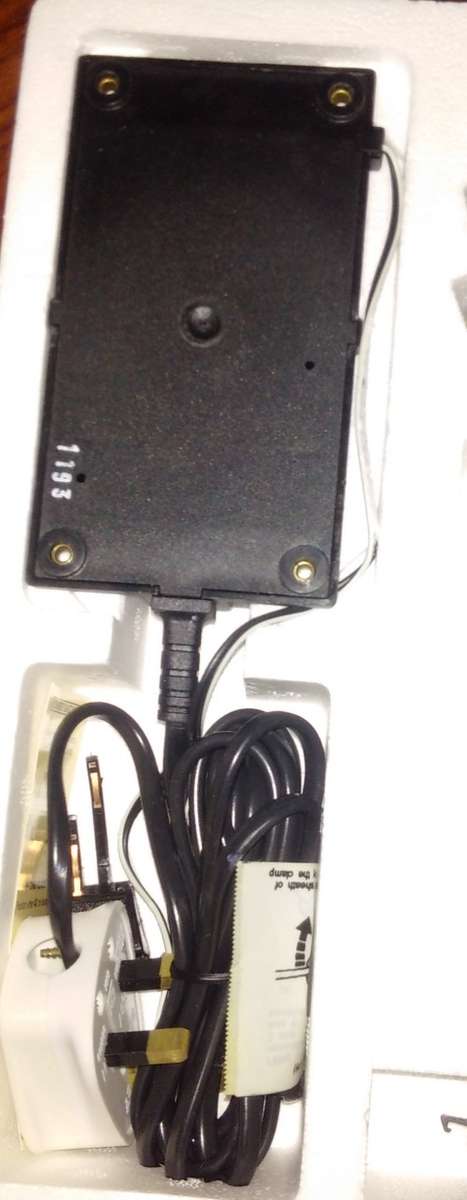 Hornby Inter CityTrain Set with Additiona Locomotive and Coaches - LOOK - OO Scale