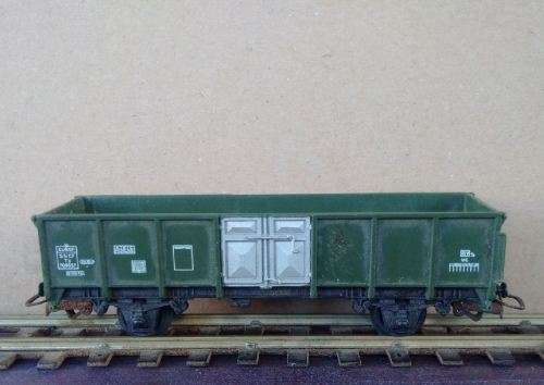 Jouef SNCF Middle Door Wagon - HO Scale