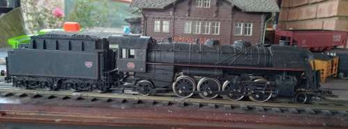 Jouef SNCF 2-8-2 Tender Locomotive - NOT CURRENTLY RUNNING - HO Scale
