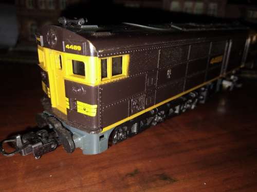 Lima Australian Alco Class 44 Dissel Co-Co Locomotive - NSWGR - HO Scale