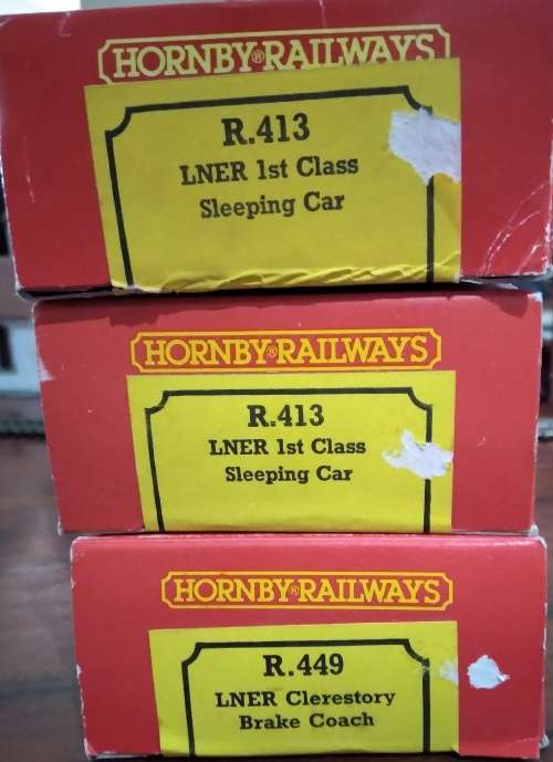 Hornby 3 x LNER Coaches - OO Scale