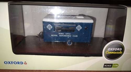 Oxford RAC Landrover Defender and Information Caravan - 1/76 Scale