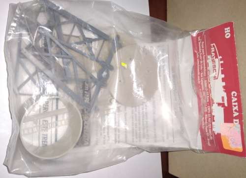 Frateschi Water Tower 1512 - HO