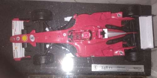 Hotwheels Ferrari 248 (2006) F1 - Michael Schumacher - 1.18 Scale