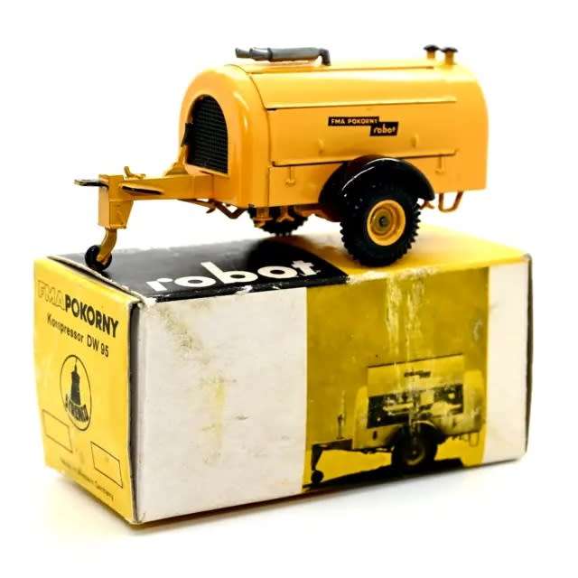 Gescha   FMA Pokory Robot Compressor - 302 - Collectible!