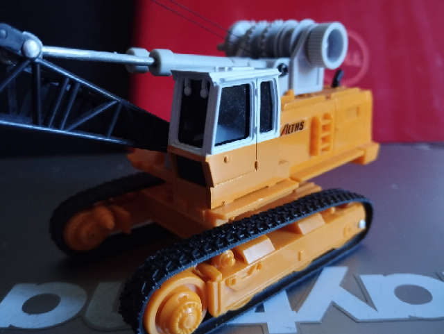 Set of 2 construction Vehicles - Excavator and Crane `ALTAS`