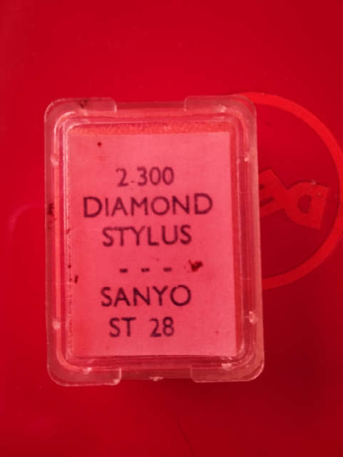 Sanyo Diamond Cartridge Stylus ST28 / Needle for Record Player