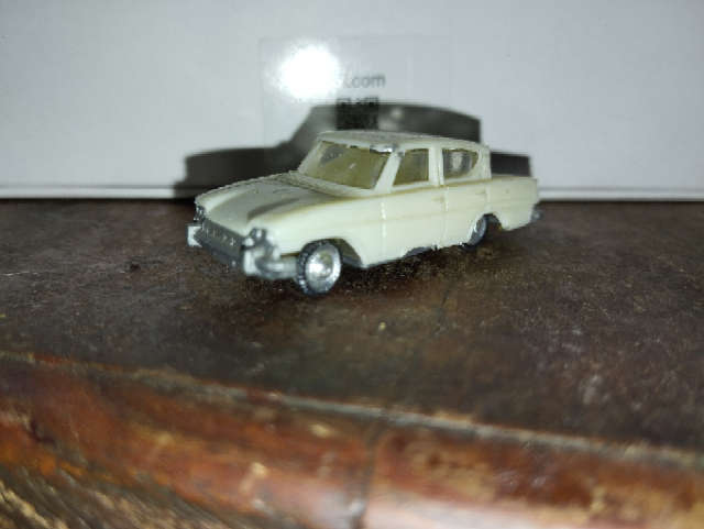 Eko Ford Consol - 1/87 Scale