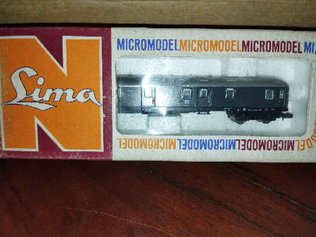 Lima FS Baggage Coach Coach - N