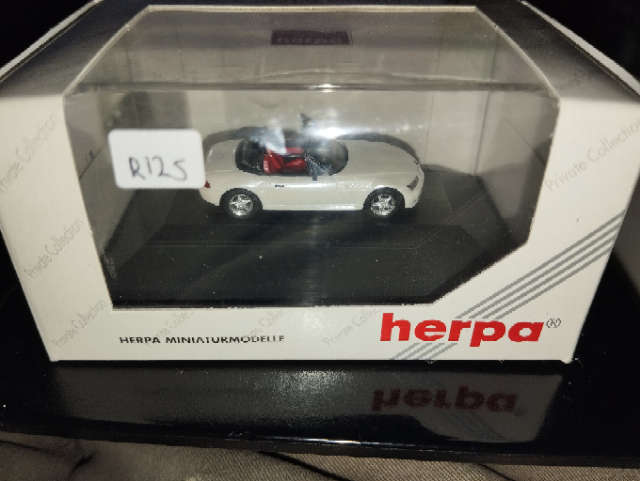 Herpa BMW Z3 Roadster- 1/87 Scale