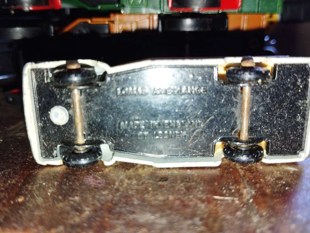 Lesney Lomas Ambulance - No 16 Regular Wheels