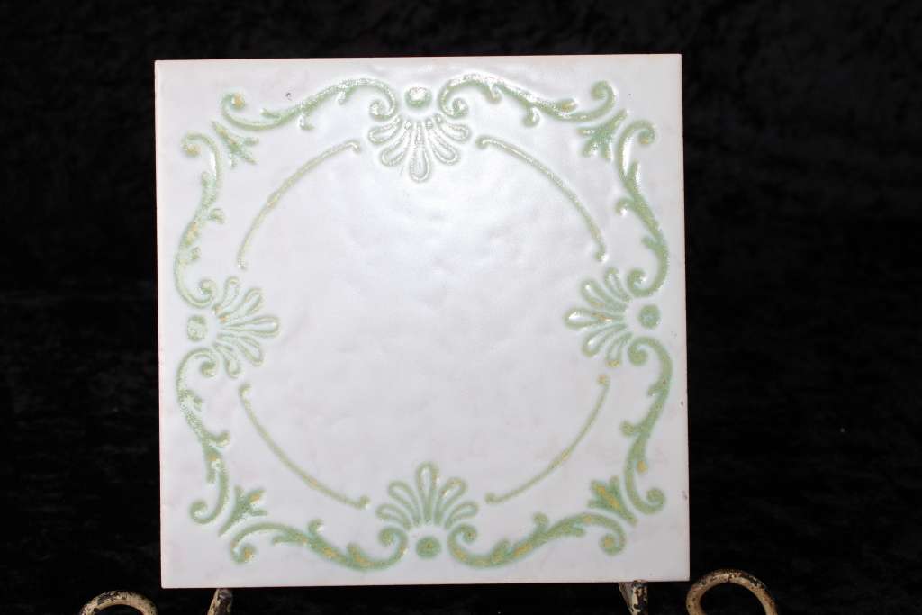 Holland Tile/Pot Stand