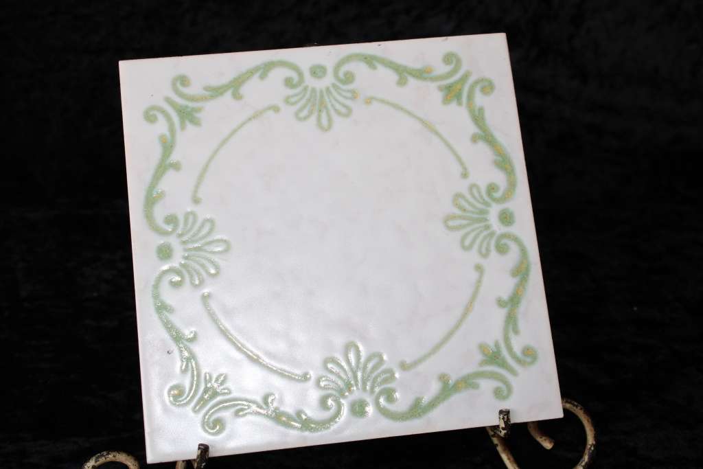 Holland Tile/Pot Stand