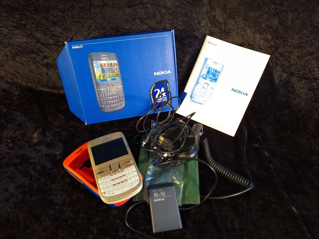 Old Nokia C3 Cell phone