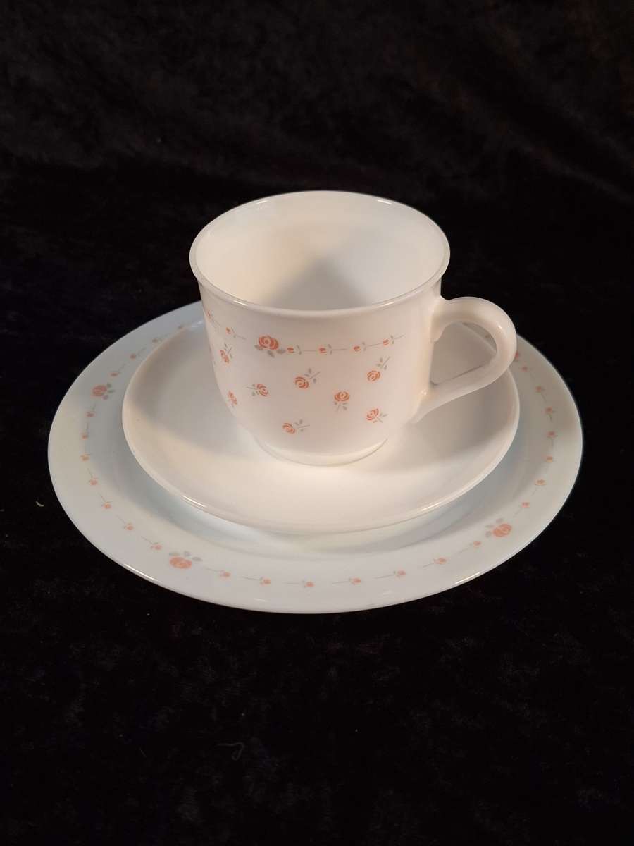 Arcopal Tea Trio - B