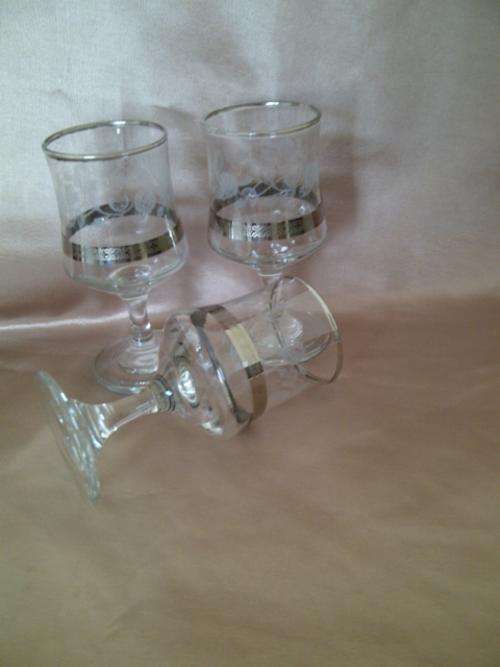 3 WINE GLASSES WITH SILVER ENGRAVING