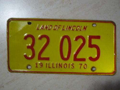 Vintage  American  number plate, great find to add to your collection