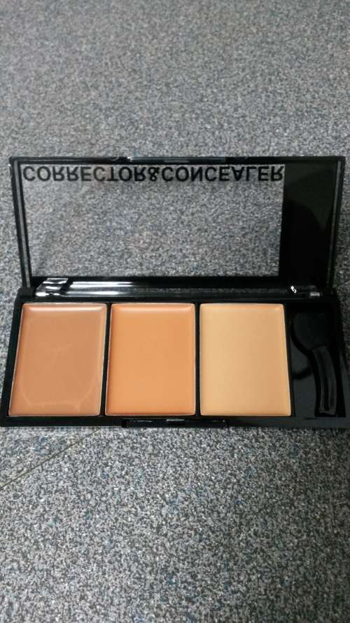 MEIS Corrector an Concealer (3 shades)
