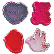 Love plunger cutter set - white (4pc) 50 x 45mm