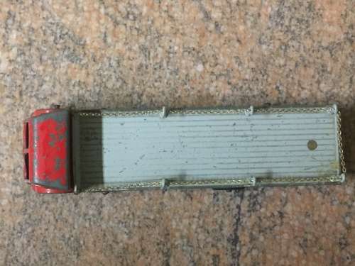 Dinky 905 Foden flatbed truck with chains