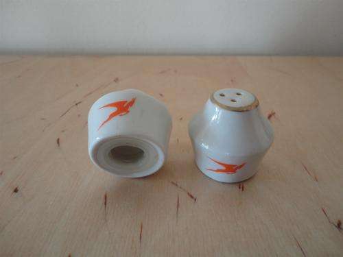 VINTAGE SAA / SAL AIRWAYS CERAMIC PEPPER SHAKER x 2