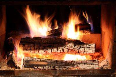 VIRTUAL LOG FIRE- DVD -FIRE WITHOUT THE HASSLE!! 9 DIFFERENT FIRES - LCD, LED, Plasma Cheap Shipping