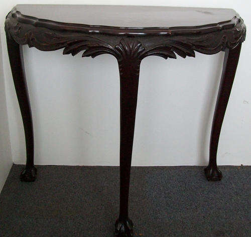 ##UNIQUE##  Half moon table - ball and claw