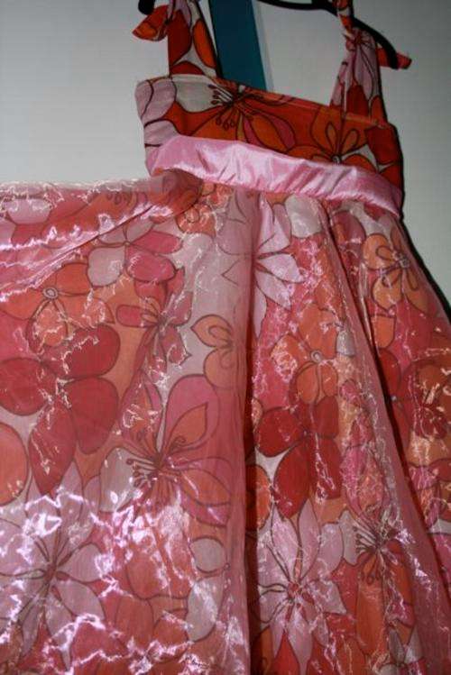 Beautiful Girls Summer Fairy Dress (Pink and Floral) to fit size 6-8 years