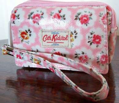 Cath Kidston Make Up Bag - Small FREE GOODIES INSIDE