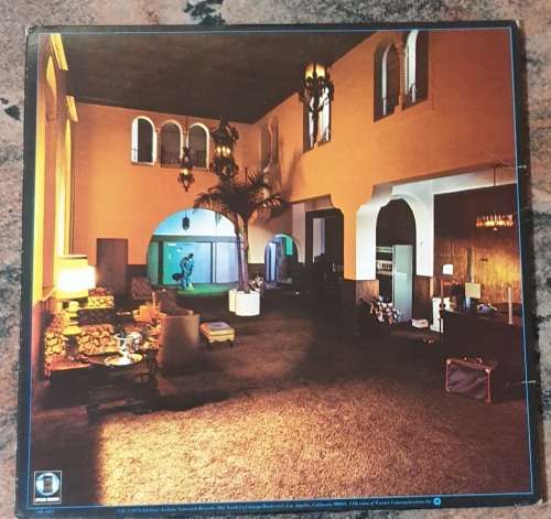 THE EAGLES Hotel Carlifornia - Gatefold (Very Good+/Very Good+) Asylum 6E-103-B USA Press 1976