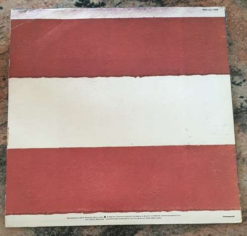 NEIL YOUNG Hawks and Doves (VGVG) Warner WBC(X) 1484 South African Pressing 1980 - Inner with lyrics