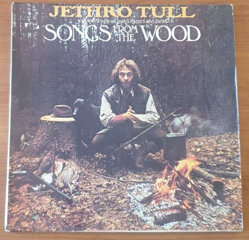JETHRO TULL Songs From The Wood (Very Good+/Very Good+) Chrysalis ML 4076 South African Press 1977