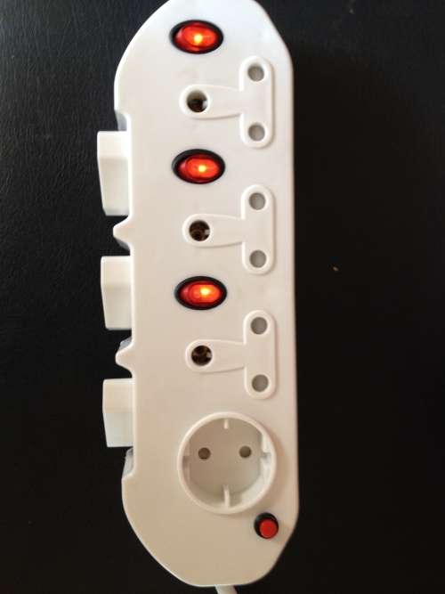 7 Way Multiplug with 5 illuminated switches